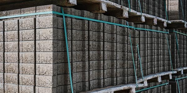 het palletteren en pakketteren van betonbanden in Zuid-Holland